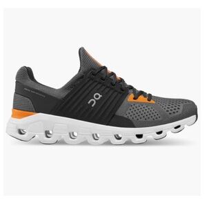 Men’s oncloud running sneakers like new